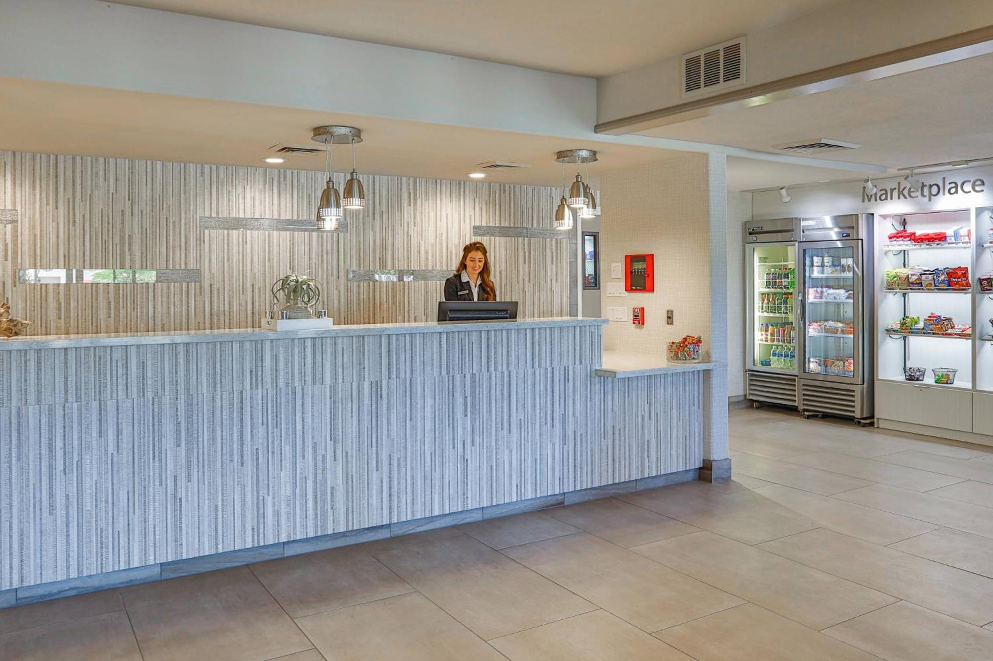Springhill Hotel 3*