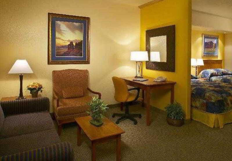 Springhill 3*